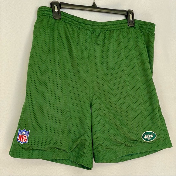 NY JETS Throwback Logo On Field Practice Shorts Green Size L NFL Football - Picture 1 of 6